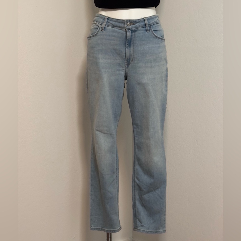 Old Navy WOW Straight High Rise Light Blue Jeans